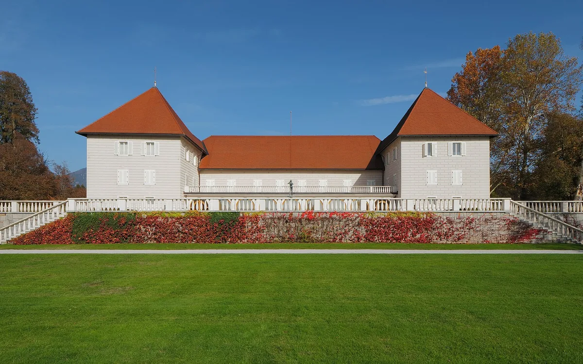 Kranj 9 Brdo Castle and its park near Kranj