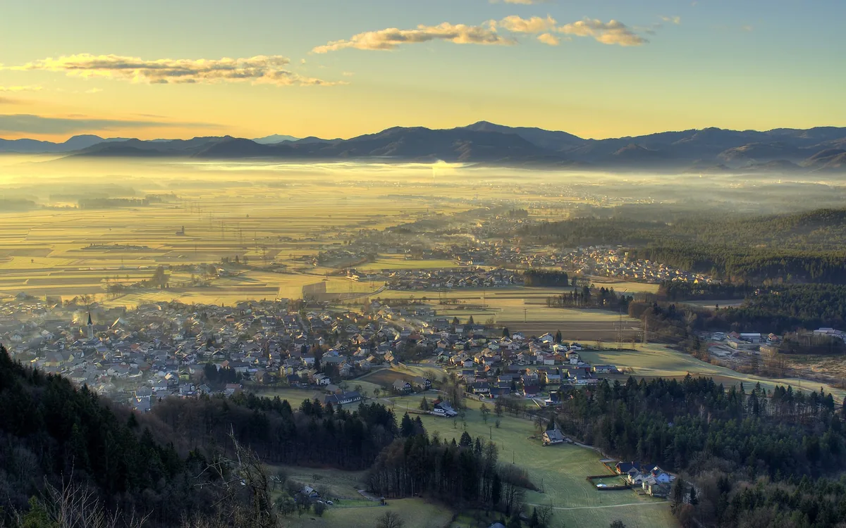 Kranj 6 Panoramic view from Šmarjetna gora above Kranj